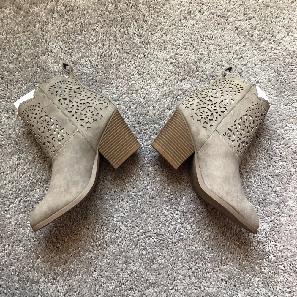 Francesca’s Booties - Picture 5 of 9